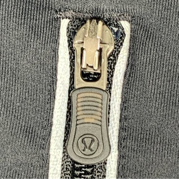 Lululemon Ankle Leggings Size 4 Front Zipper Pocket - Picture 12 of 15